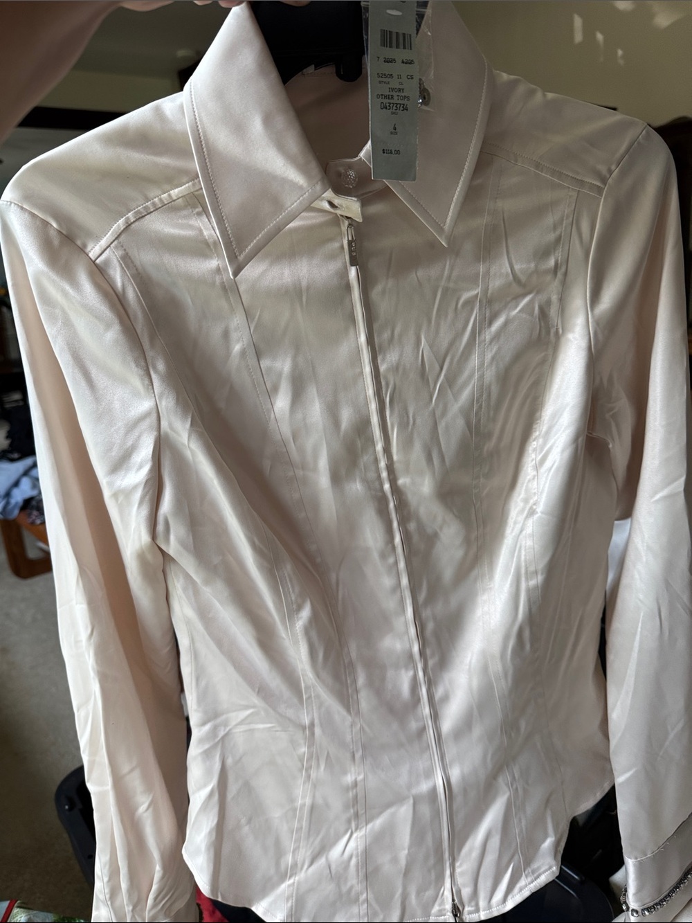 Women’s Cream Zip-Front Satin like Jacket